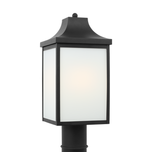 Saybrook 16.5" Post Lantern | Classic Traditional Outdoor Lighting