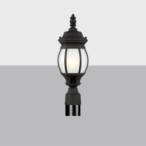 Wynfield Small One Light Outdoor Post Lantern 89202 | Traditional Colonial Outdoor Lighting